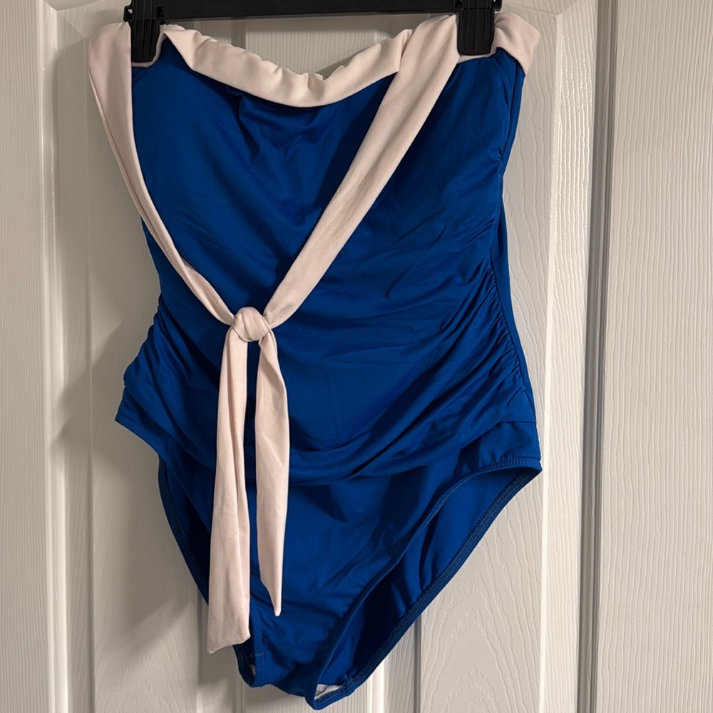 Lauren by Ralph Lauren one piece bathing suit. Size 16